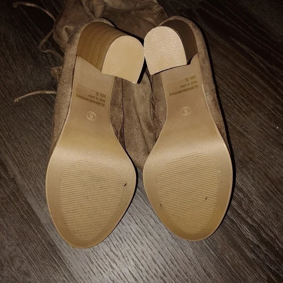 Fashion Nova taupe over the knee boots - Picture 7 of 8